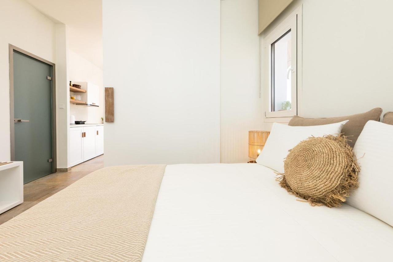 Konstantinou Deluxe Apartments Skála Marión Bagian luar foto