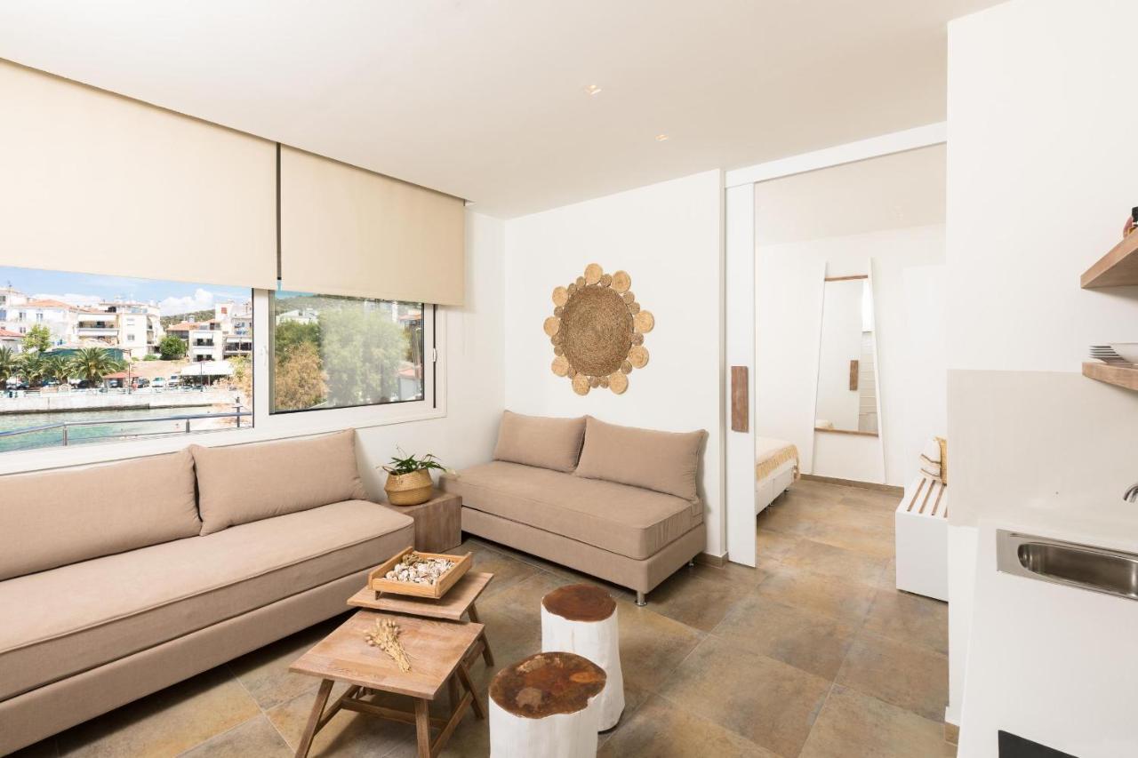 Konstantinou Deluxe Apartments Skála Marión Bagian luar foto