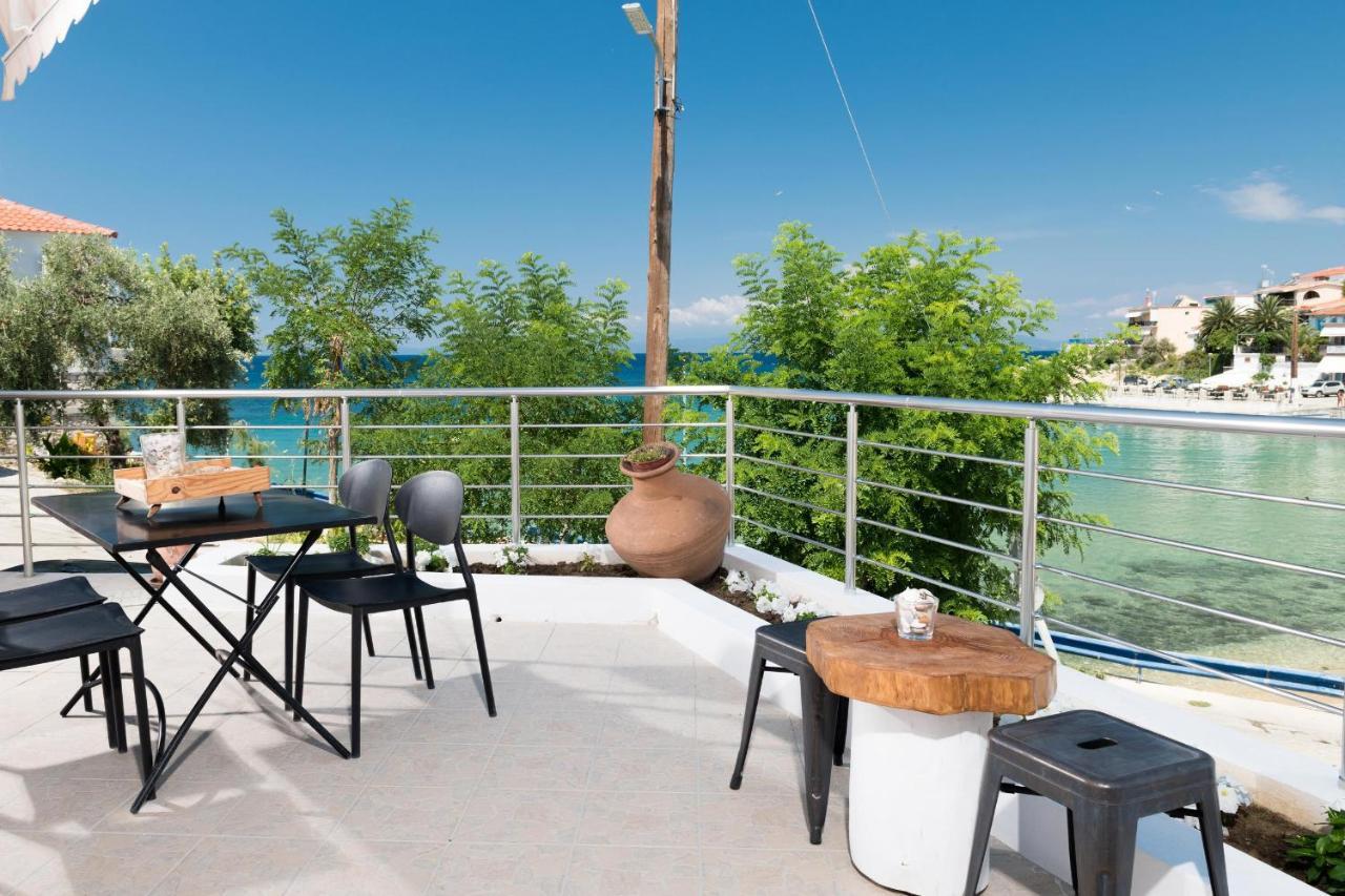 Konstantinou Deluxe Apartments Skála Marión Bagian luar foto