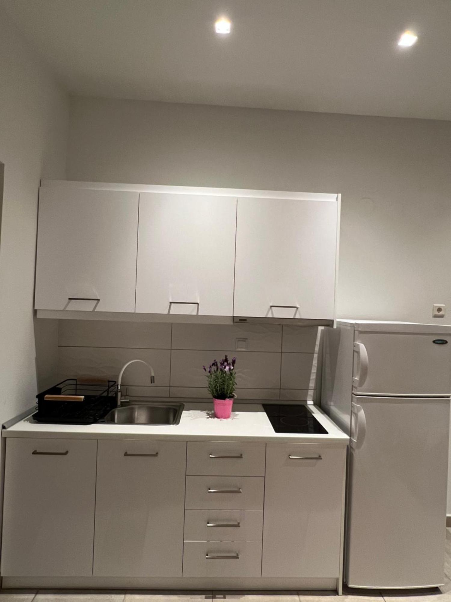 Konstantinou Deluxe Apartments Skála Marión Bagian luar foto